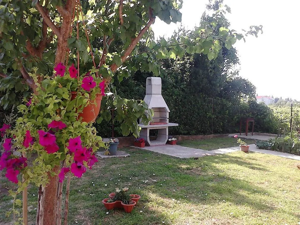 Apartment Apartman Cappuccino Kastela Croatia